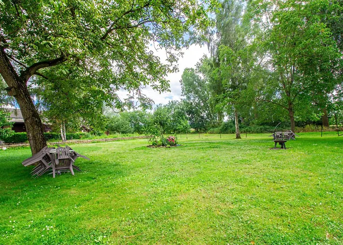 Sweet-mane Apartment